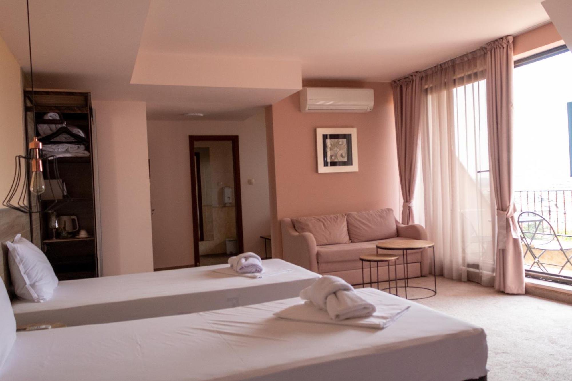 Clepsydra Residence Plovdiv Extérieur photo